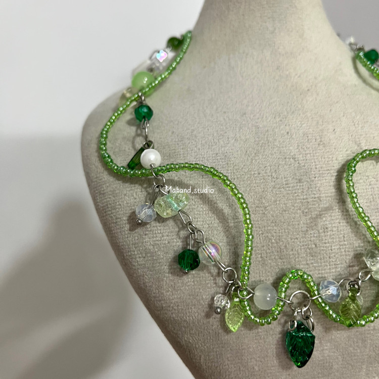گردنبند دستساز جواهری پری جنگل سبز ( Green fairy 🧚🏻)