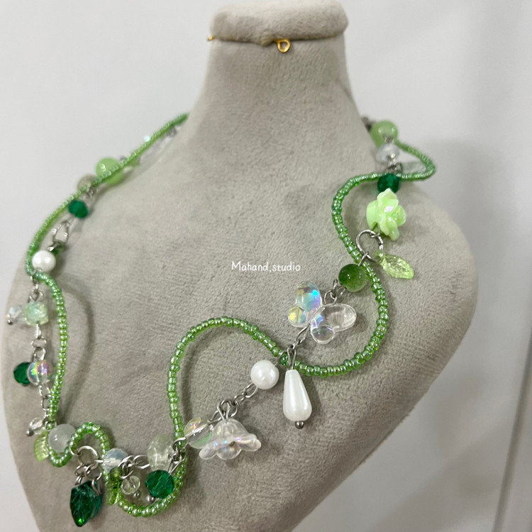 گردنبند دستساز جواهری پری جنگل سبز ( Green fairy 🧚🏻)