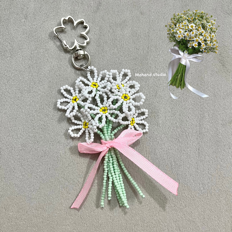 آویز دسته گل بابونه 🌼