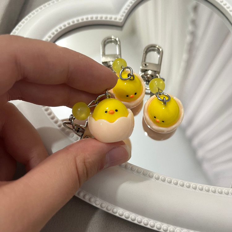 آویز جوجه تخم شکسته 🐣